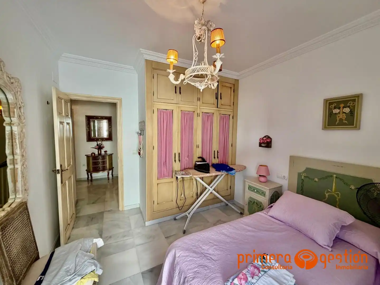 Habitación de Casa o chalet en venta en Lora del Río con Aire acondicionado, Calefacción y Terraza