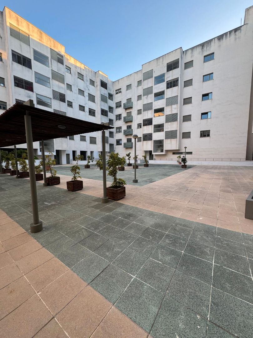 Terrassa de Estudi en venda en El Puerto de Santa María amb Terrassa, Moblat i Piscina comunitària