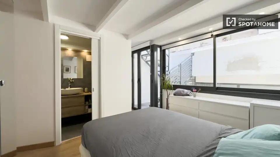 Habitación de Piso de alquiler en Barcelona con Aire acondicionado, Calefacción y Amueblado