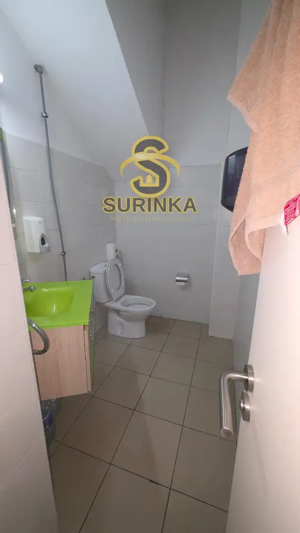 Business premises for sale in León y Castillo, imagen 9