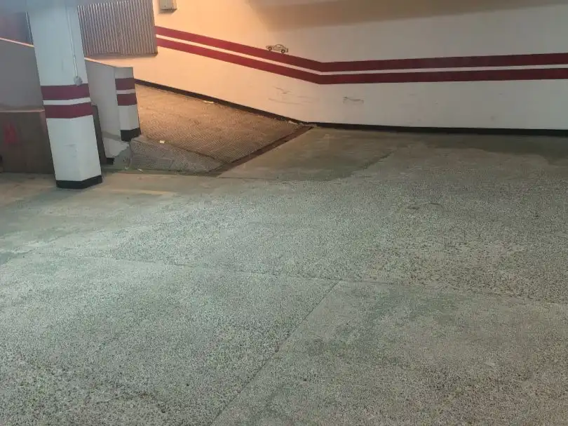 Garage for rent in Arenal - La Pólvora
