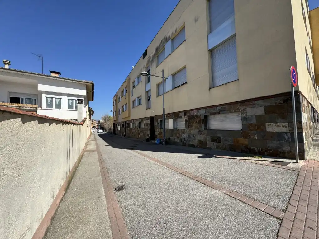Außenansicht von Wohnung zum Verkauf in Roda de Ter