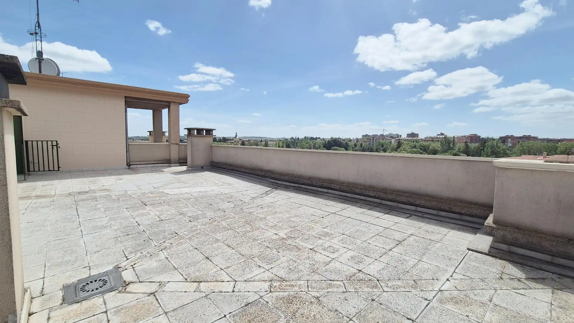 Terraza de Piso en venta en Salamanca con Calefacción y Amueblado