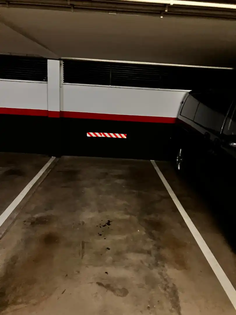 Parking de Piso en venta en Ocaña con Calefacción, Trastero y Piscina comunitaria