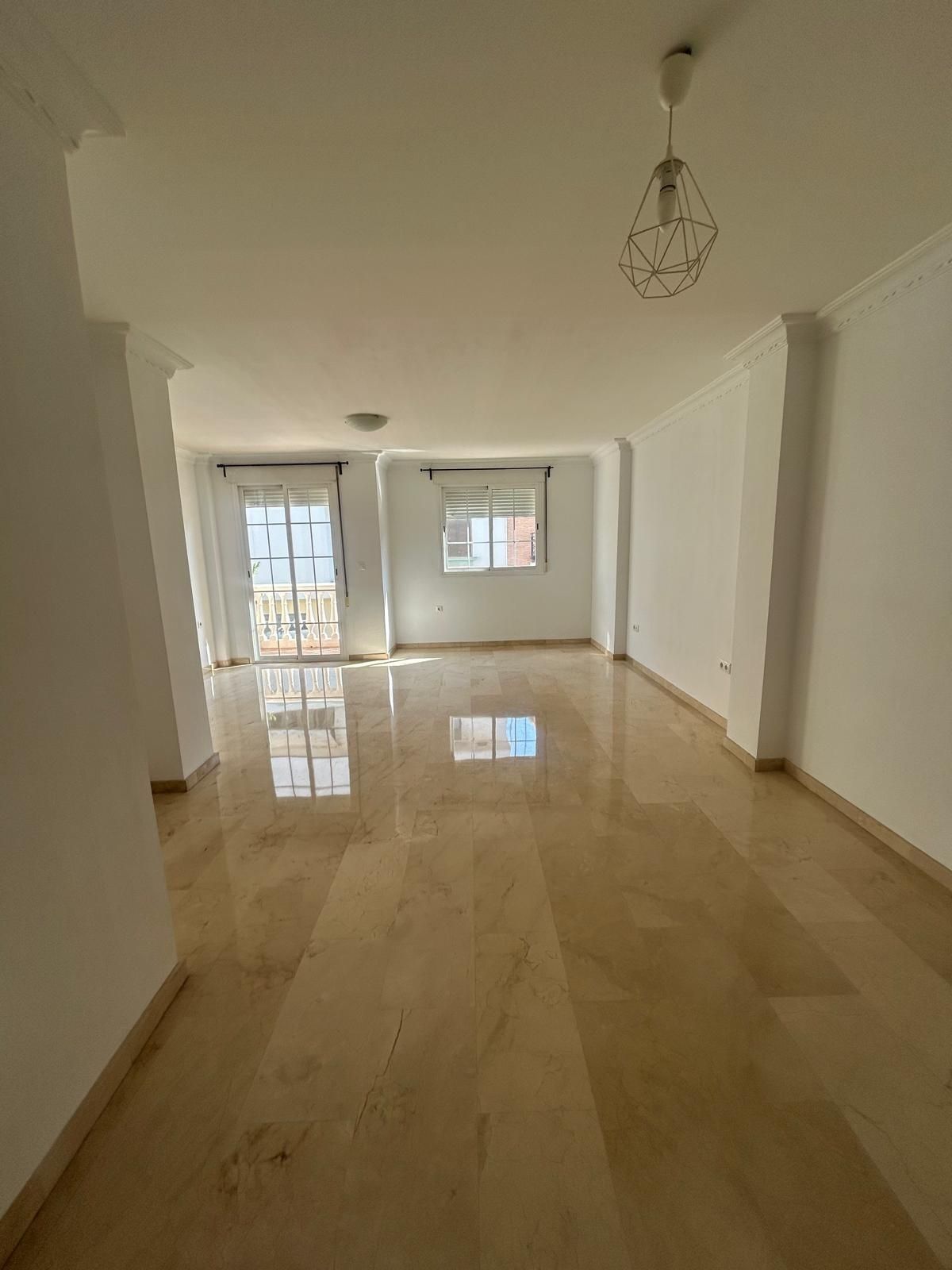 Exterior view of Single-family semi-detached to rent in Atarfe  with Terrace, Storage room and Balcony