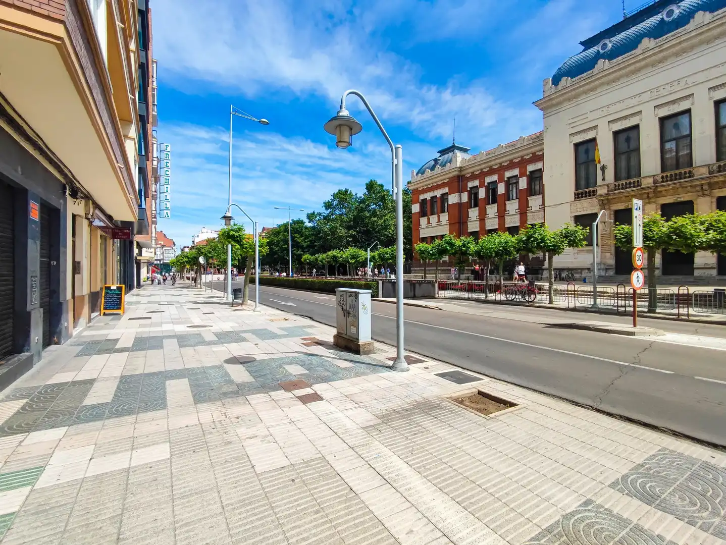 Exterior view of Garage for sale in Palencia