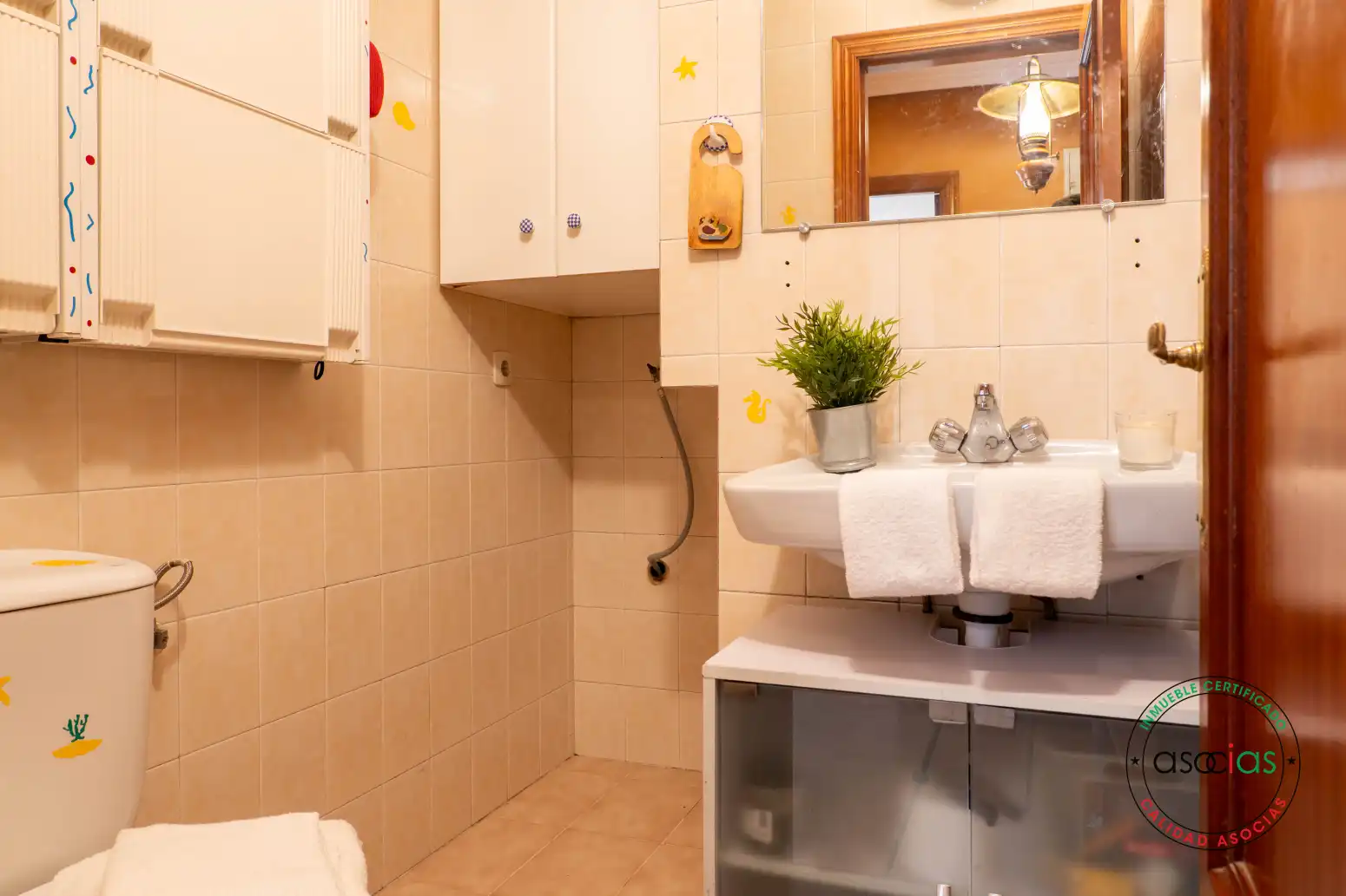 Badezimmer von Wohnung zum Verkauf in Gijón  mit Heizung, Parkett und Abstellraum