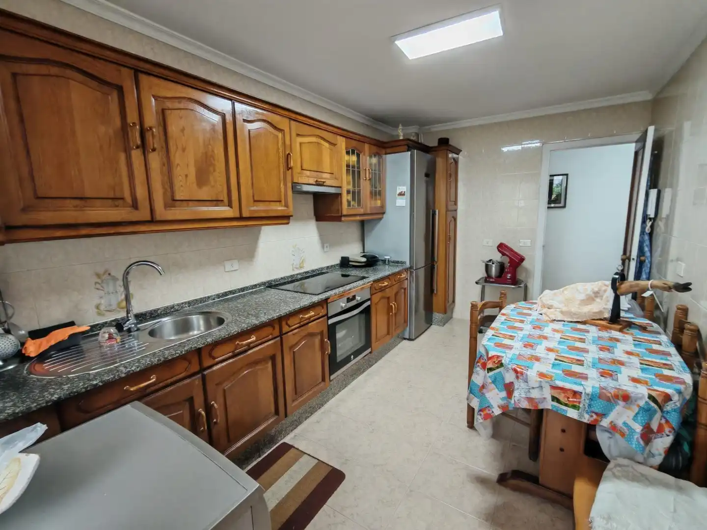 Cocina de Piso en venta en Vigo  con Trastero y Balcón
