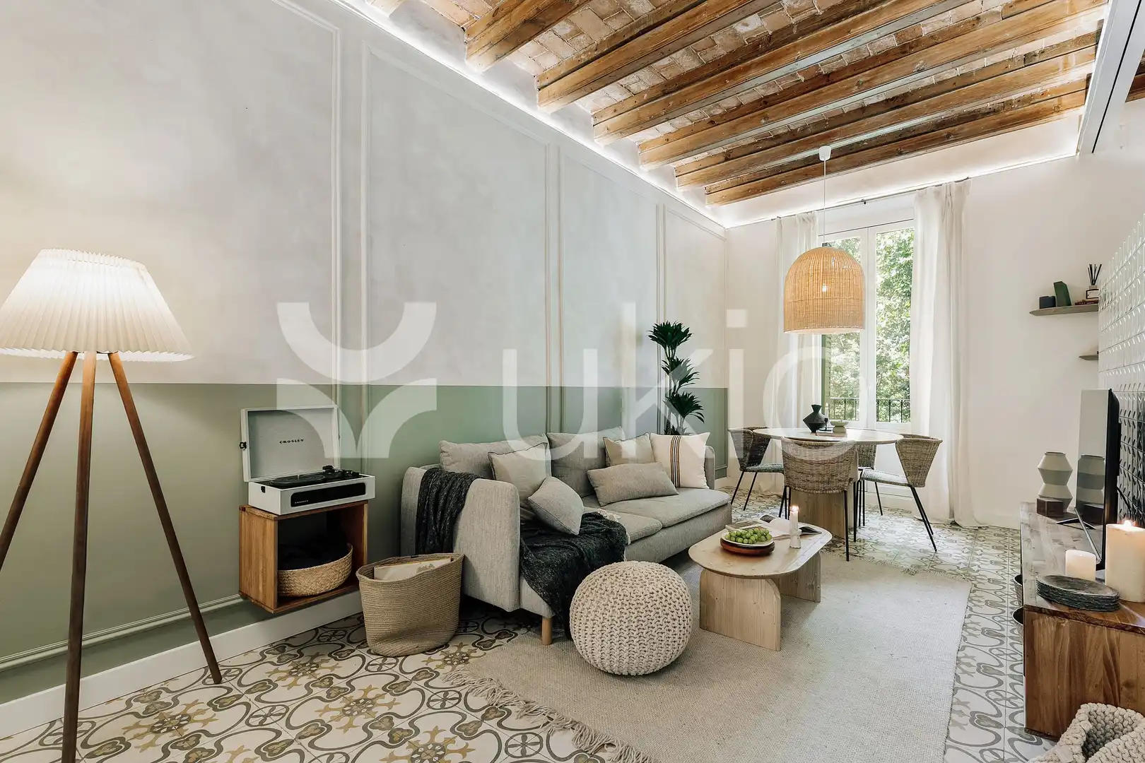 Sala de estar de Apartamento de alquiler en Barcelona con Aire acondicionado, Calefacción y Terraza