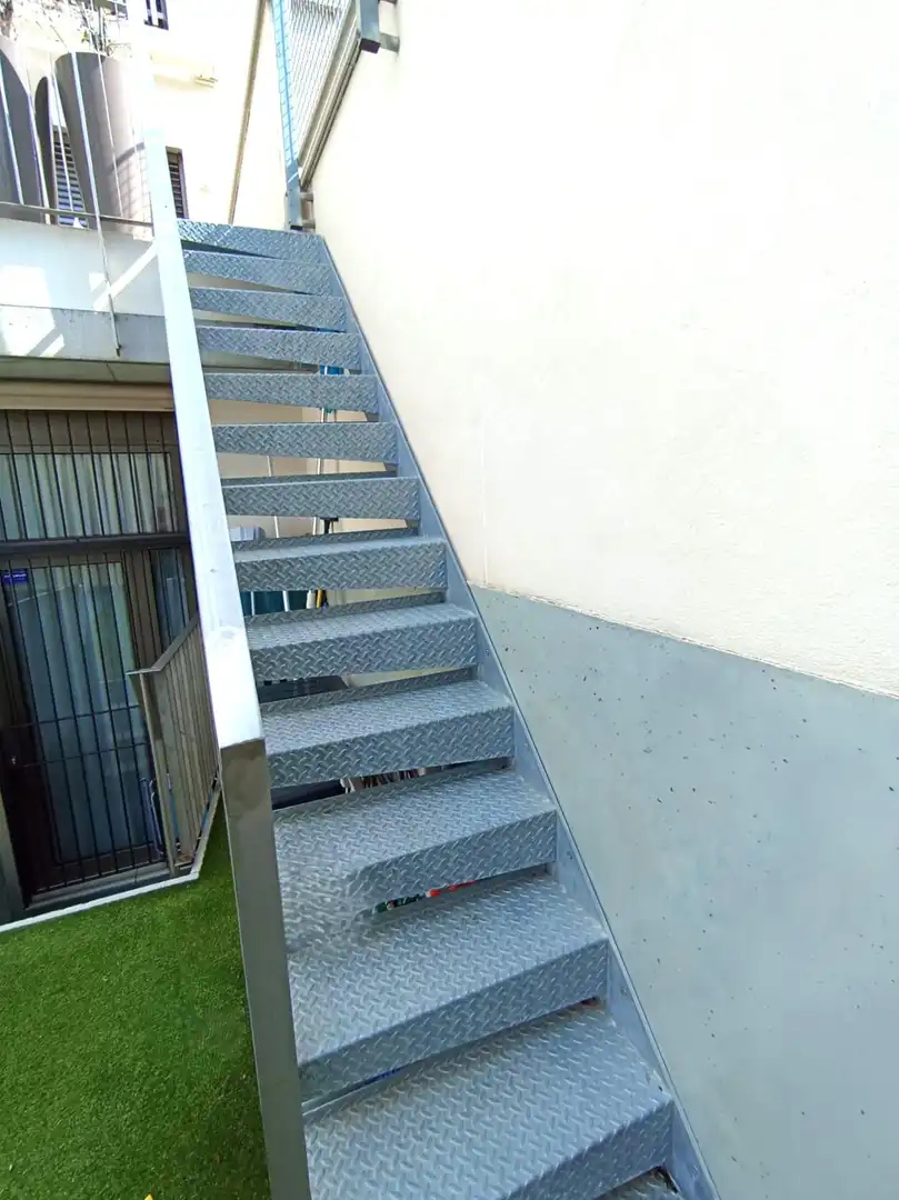 Balcony of Houses for sale in Mataró  with Air Conditioner, Heating and Terrace