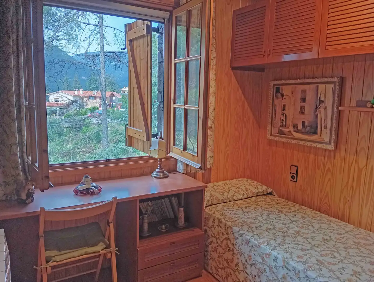 Schlafzimmer von Einfamilien-Reihenhaus zum Verkauf in Montseny mit Heizung, Parkett und Terrasse