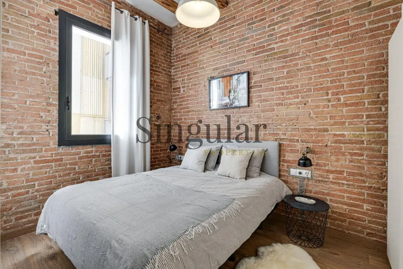 Bedroom of Flat for sale in Barcelona  with Air Conditioner and Heating