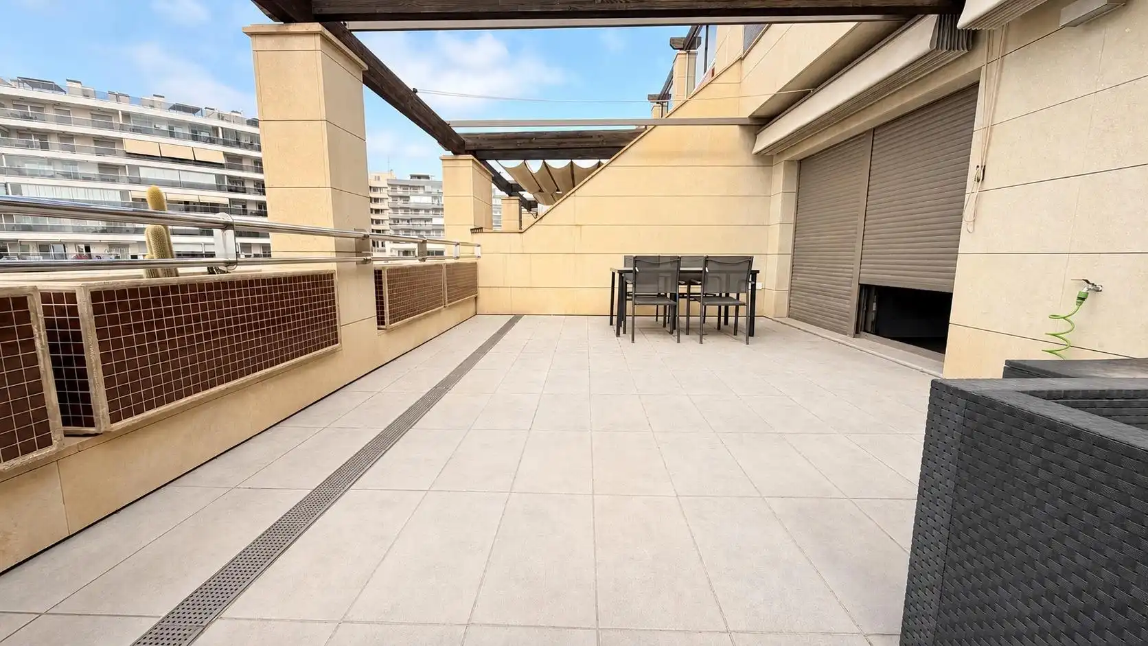 Terraza de Apartamento en venta en Elche / Elx con Aire acondicionado, Jardín privado y Terraza