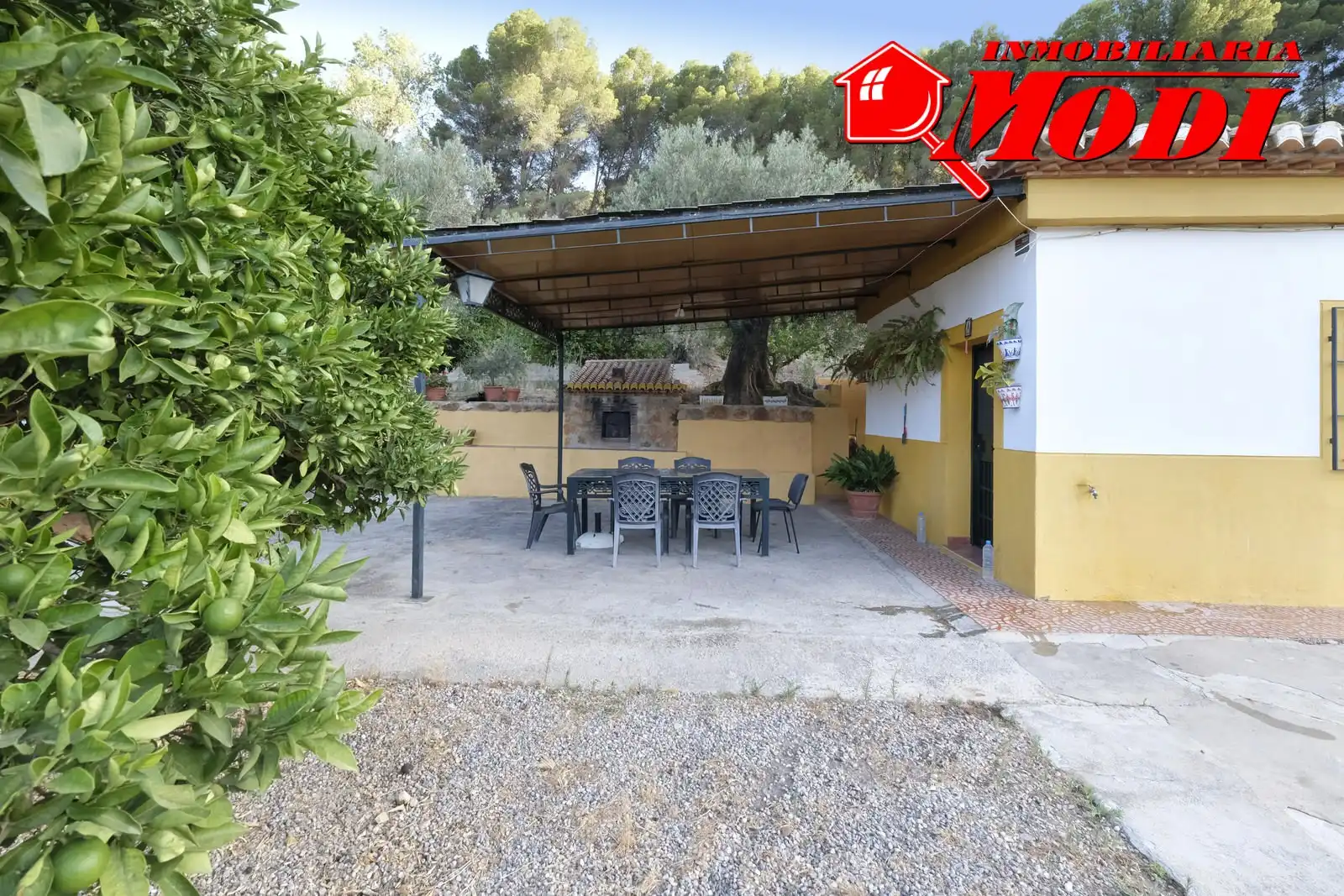Casa rústica amb jardí en venda a Villamena