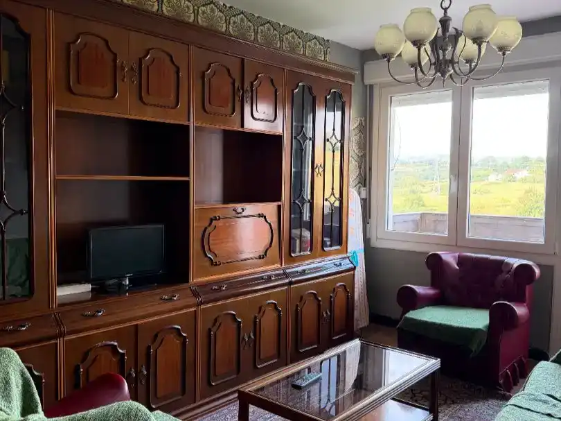 Wohnzimmer von Wohnung zur Miete in Leioa mit Balkon