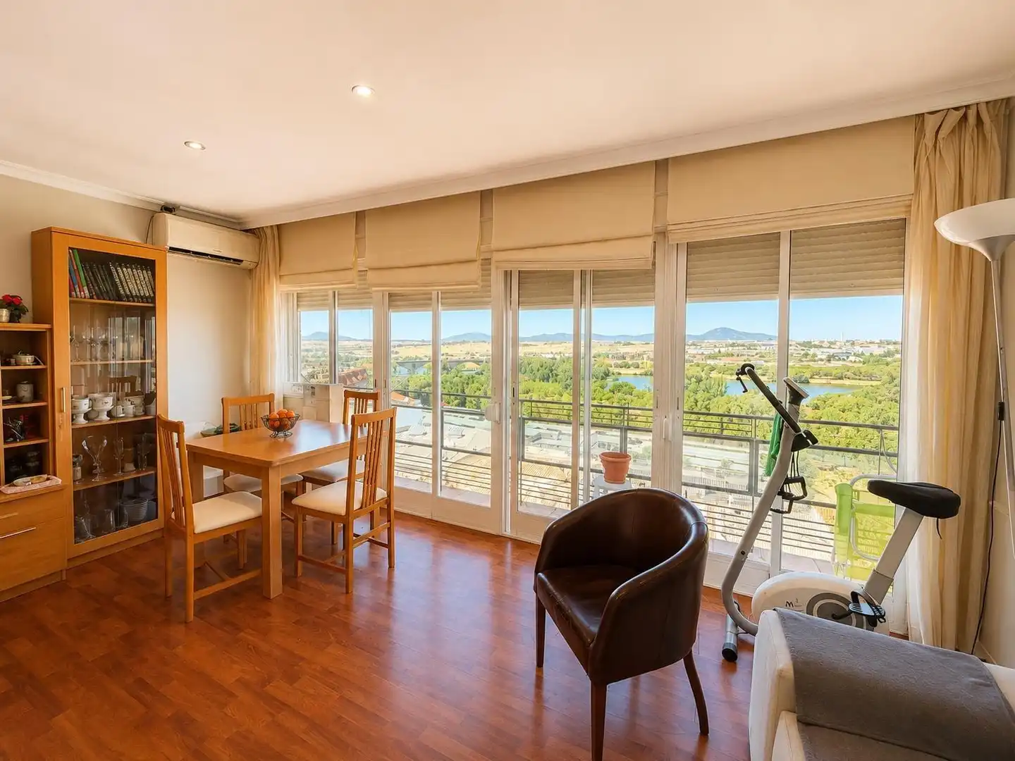 Dining room of Flat for sale in Mérida  with Air Conditioner, Heating and Terrace