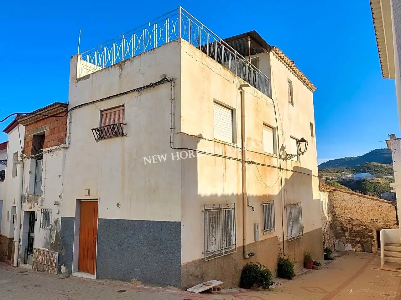 Vista exterior de Casa o xalet en venda en Líjar amb Terrassa, Balcó i Internet