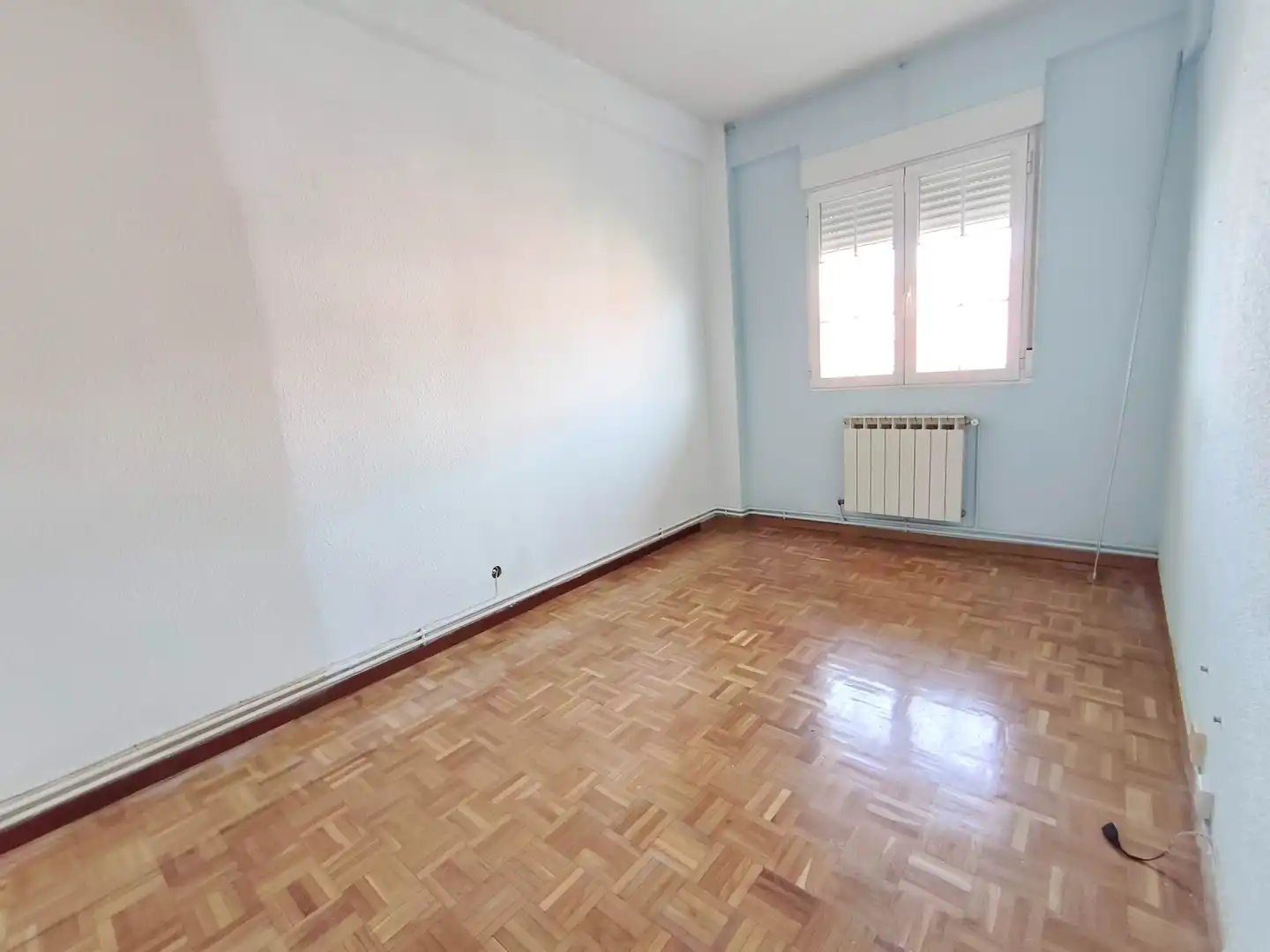Habitación de Piso en venta en Alcorcón con Aire acondicionado, Calefacción y Terraza