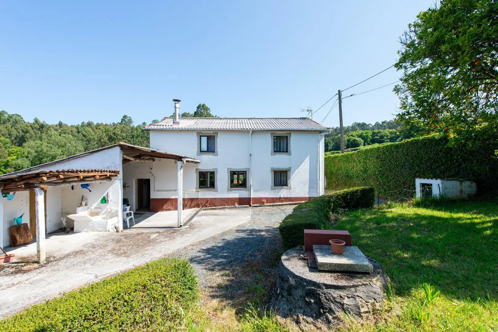 Vista exterior de Casa o chalet en venta en Miño con Calefacción, Trastero y Amueblado