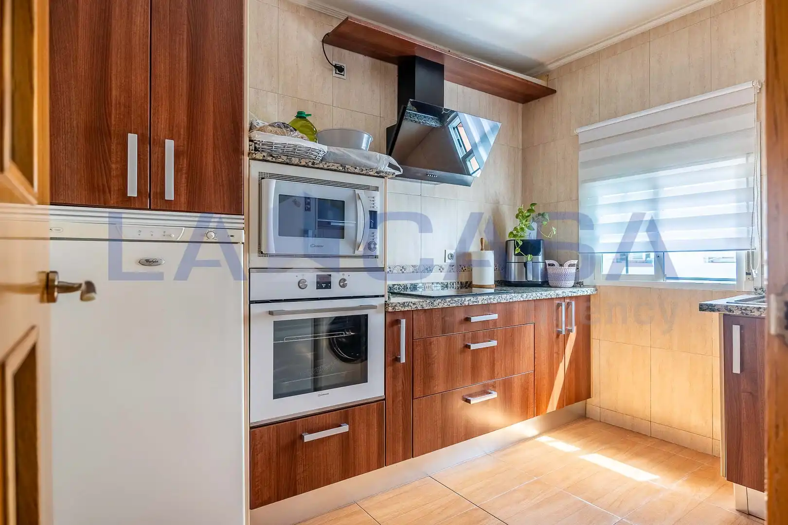 Kitchen of Flat for sale in Sevilla