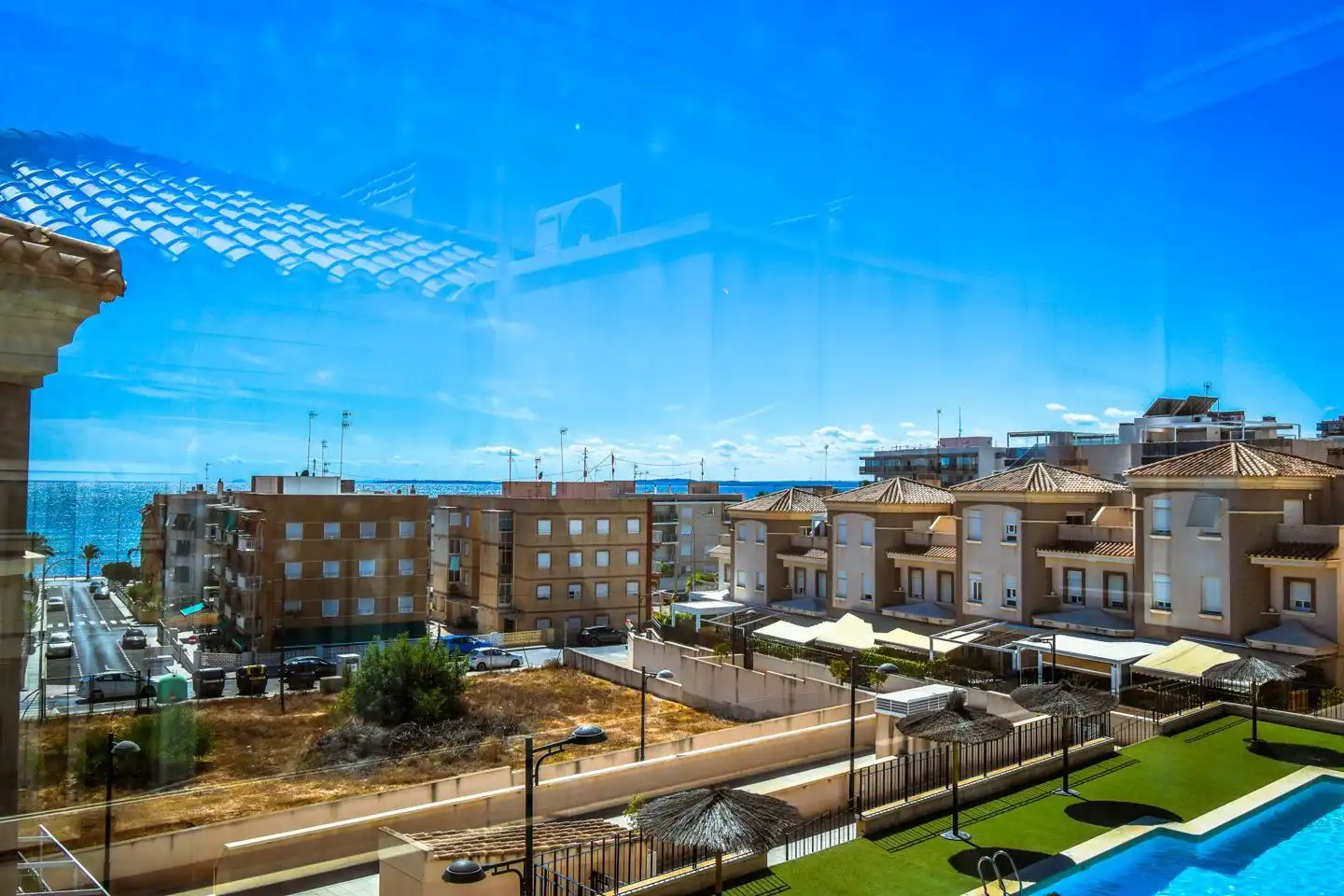 Vista exterior de Casa o chalet en venta en Santa Pola con Terraza, Piscina y Piscina comunitaria