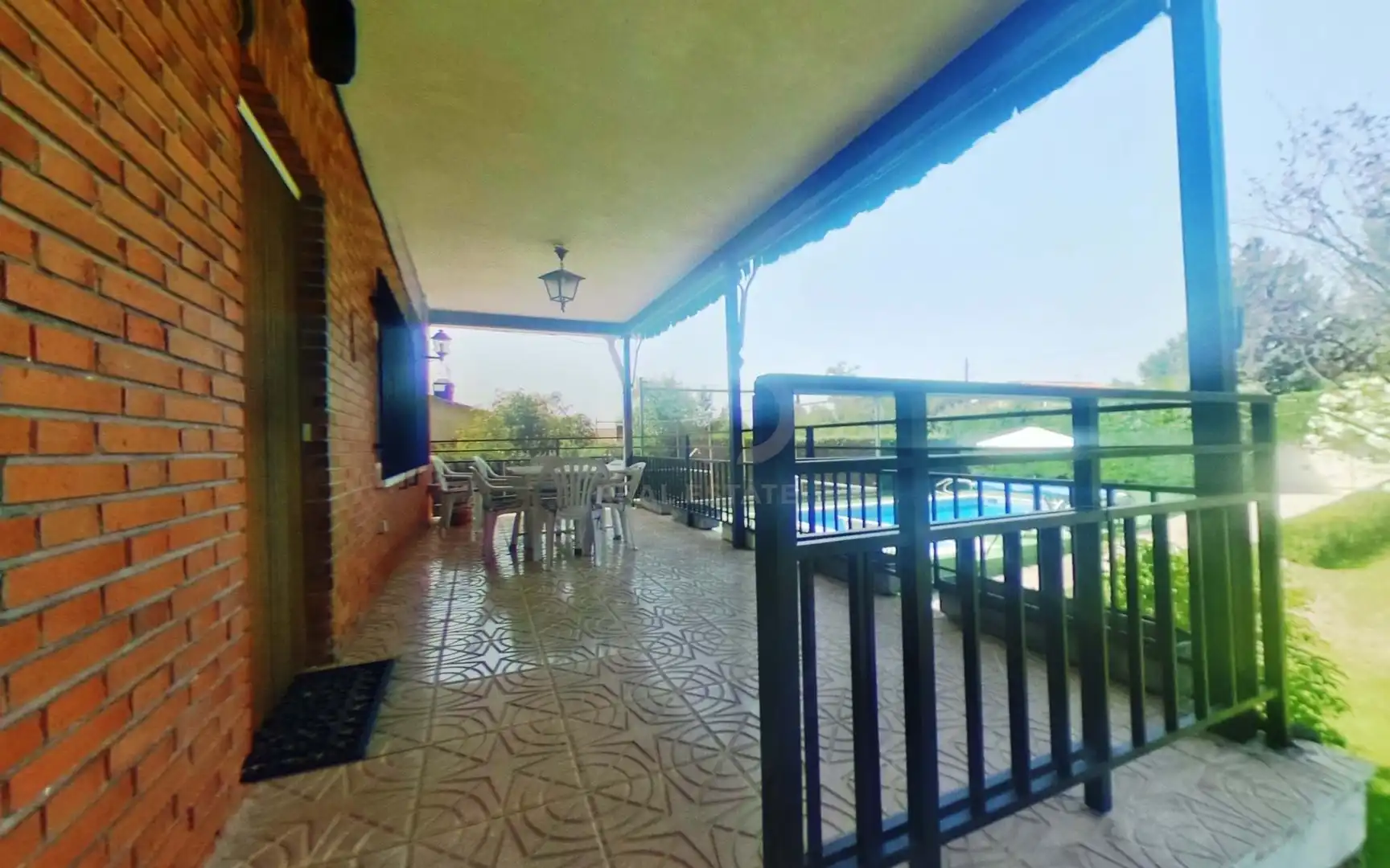 Terrassa de Casa o xalet en venda en La Cabrera amb Calefacció, Terrassa i Piscina