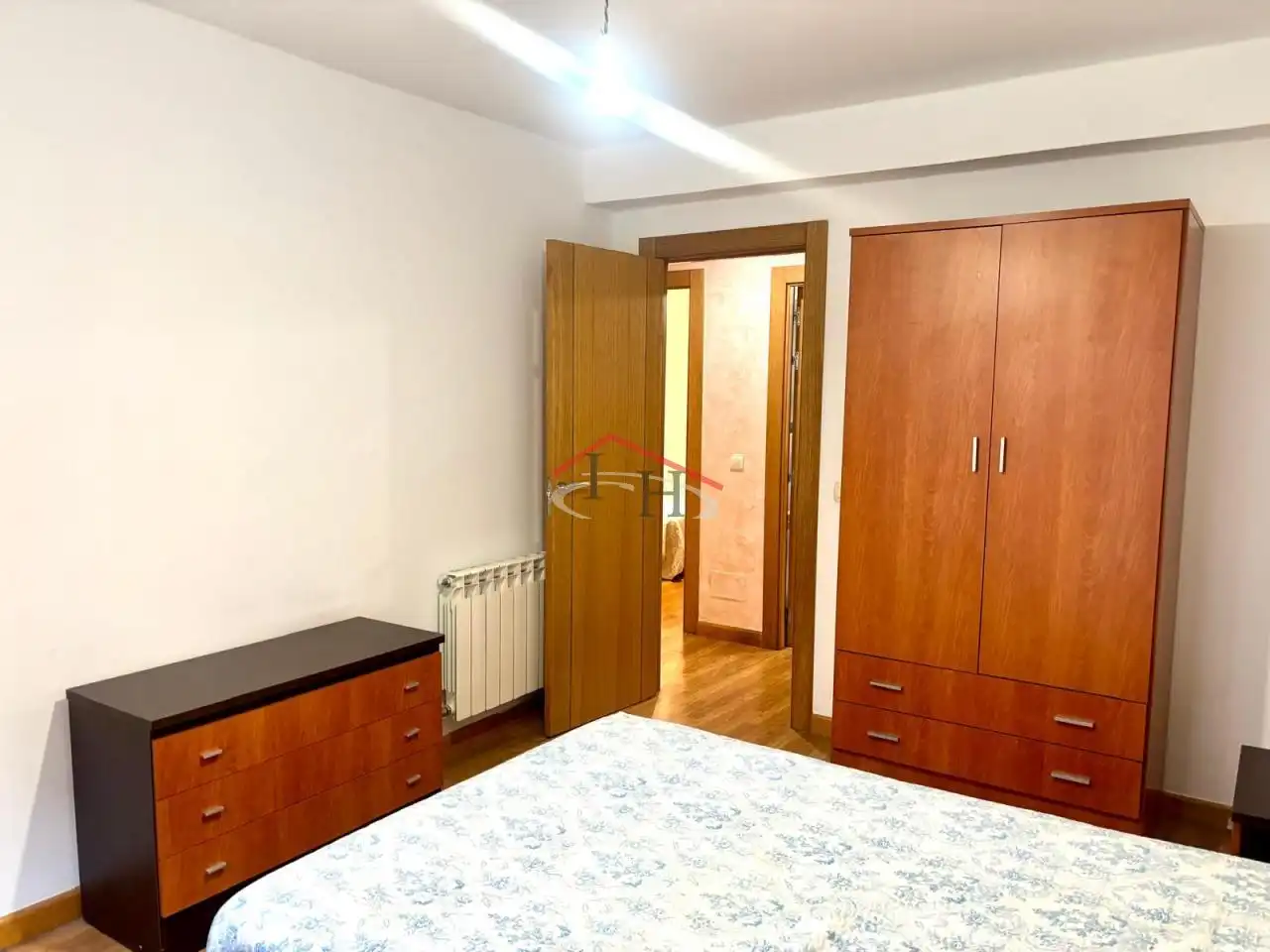 Habitación de Piso en venta en León Capital  con Calefacción, Trastero y Amueblado