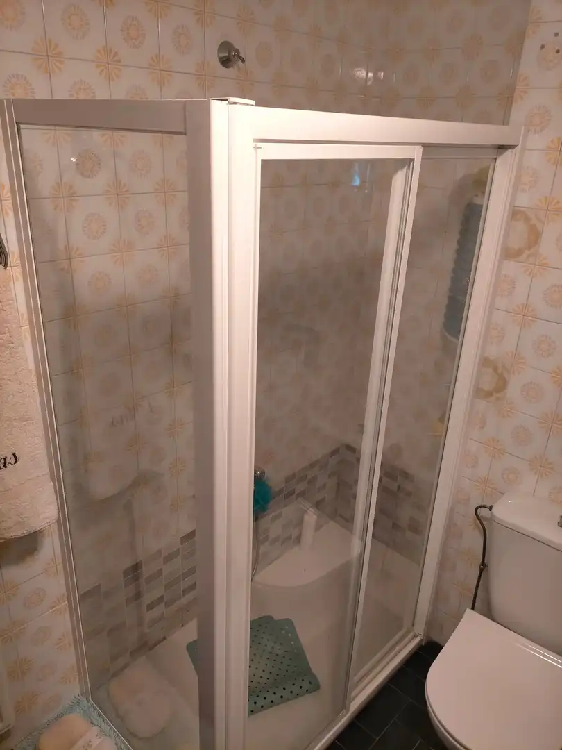 Badezimmer von Wohnung zum Verkauf in Arévalo mit Heizung, Terrasse und Möbliert