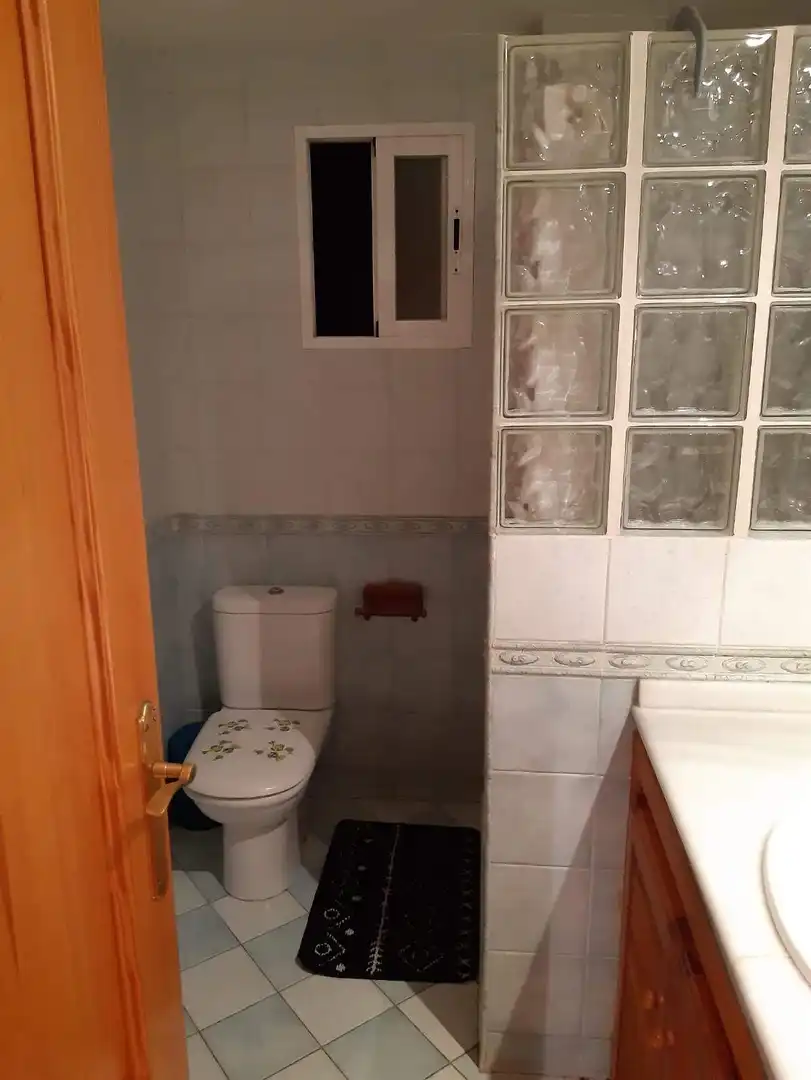 Bany de Pis en venda en Córdoba amb Aire condicionat, Moblat i Balcó