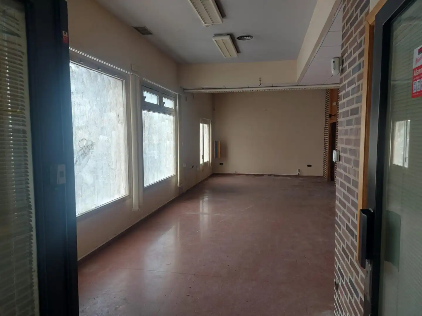Local en venta en Villaverde de Íscar