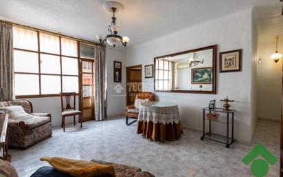 Living room of Single-family semi-detached for sale in  Granada Capital  with Terrace and Balcony