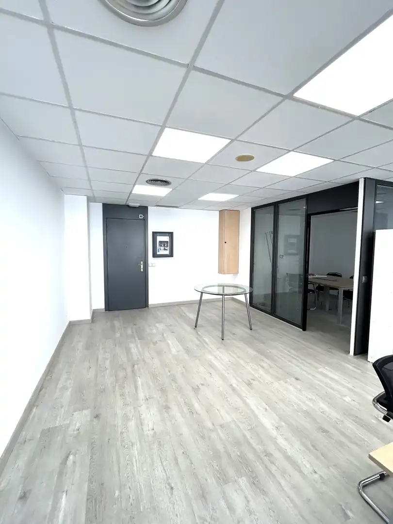 Büro mit Aufzug zur Miete in Carrer del Consell de Cent, imagen 4