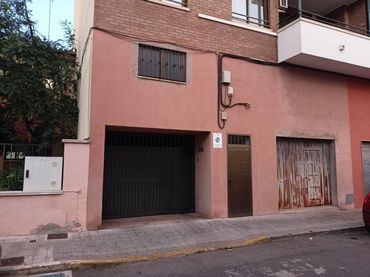 Plaza de garaje individual en alquiler en Comare Elisa Meseguer 2