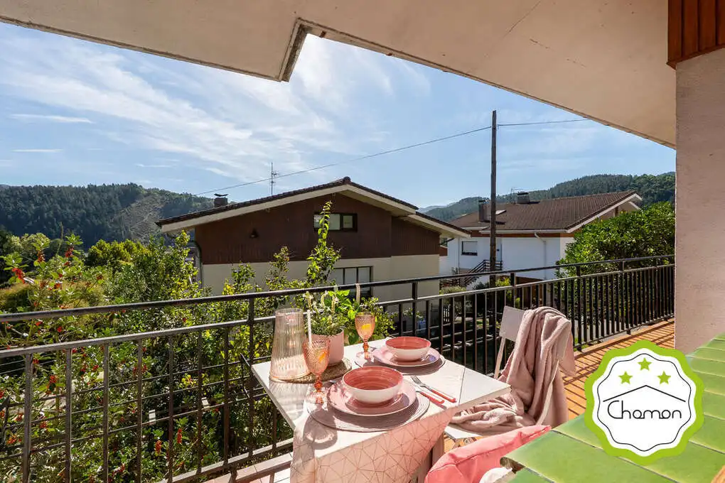 Detached house with garden for sale in Ugao- Miraballes, imagen 2