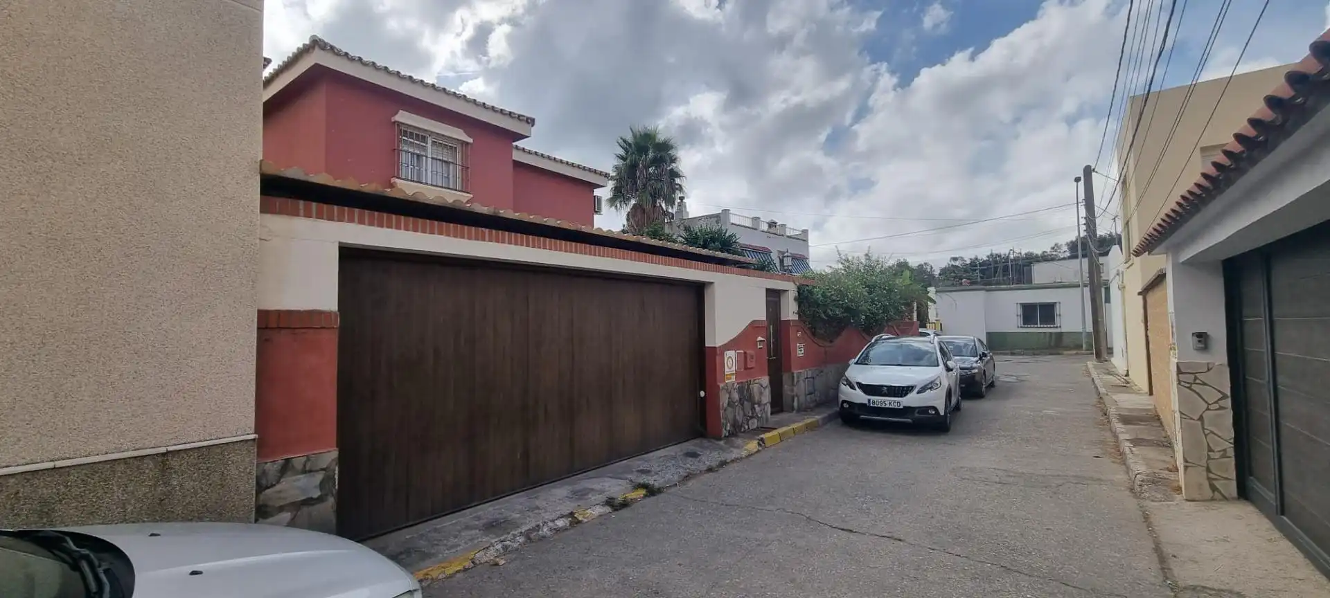 Exterior view of Houses for sale in Algeciras