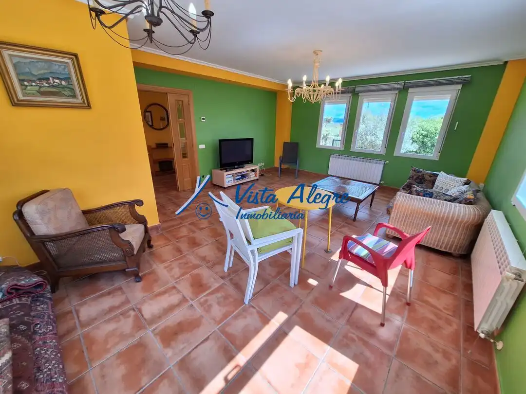 Sala de estar de Casa o chalet en venta en Casalarreina con Calefacción, Jardín privado y Terraza