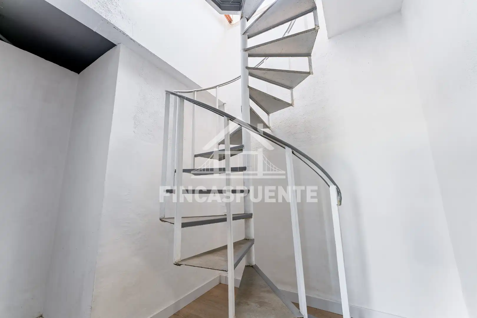 Casa o chalet en venta en Tiana con Jardín privado, Terraza y Piscina