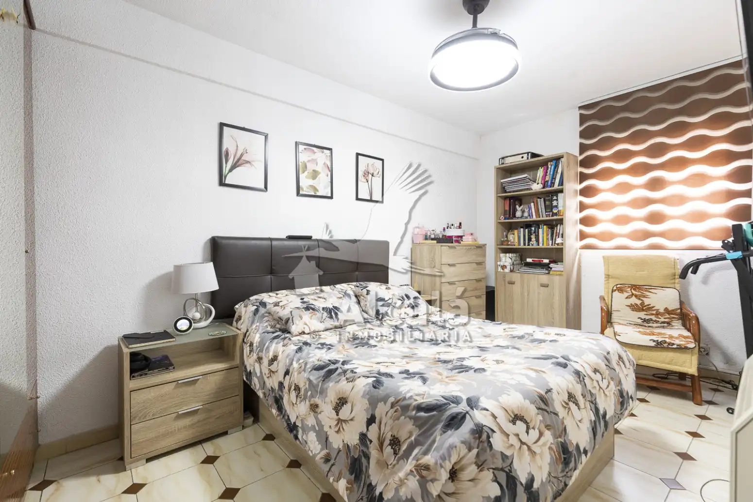 Habitación de Piso en venta en Alcalá de Henares con Calefacción, Terraza y Trastero
