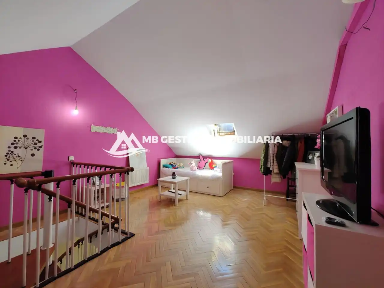 Maisonette zum Verkauf in Fuenlabrada mit Klimaanlage, Heizung und Terrasse