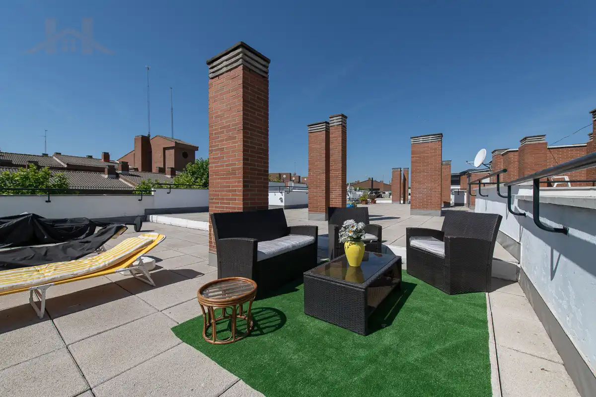 Terraza de Piso en venta en San Sebastián de los Reyes con Calefacción y Piscina comunitaria