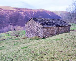 Vista exterior de Casa o xalet en venda en Vega de Pas