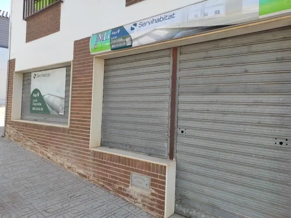Local en venta en Peal de Becerro