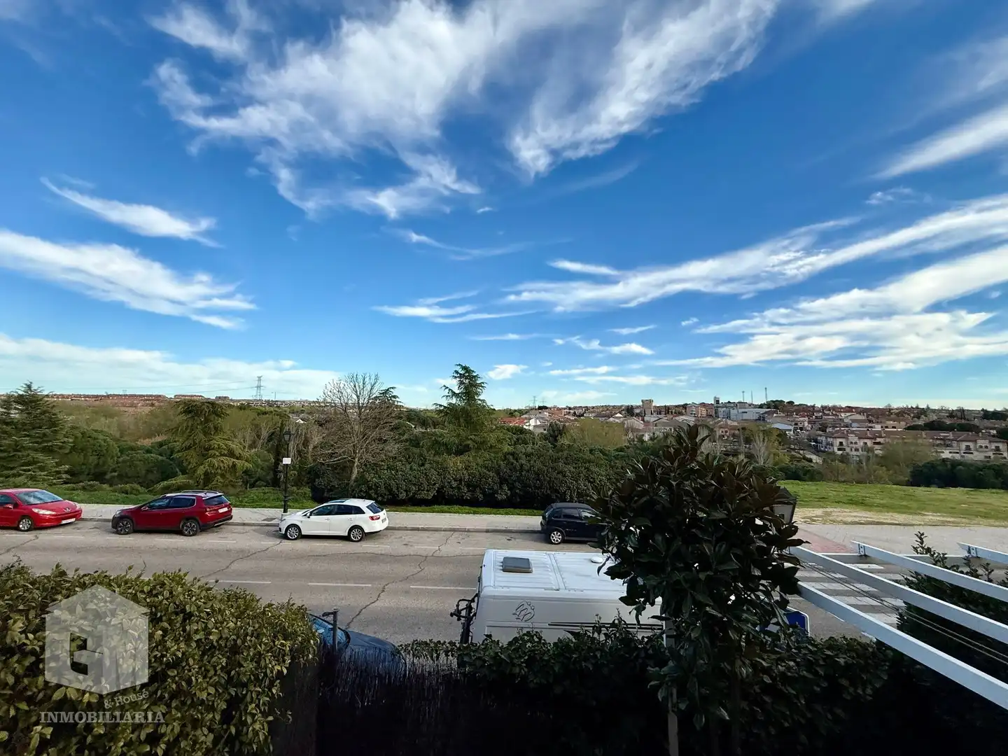 Vista exterior de Pis en venda en Arroyomolinos (Madrid) amb Calefacció, Jardí privat i Terrassa