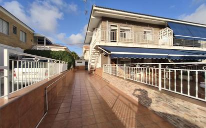 Vista exterior de Apartament en venda en Los Alcázares amb Aire condicionat, Terrassa i Balcó