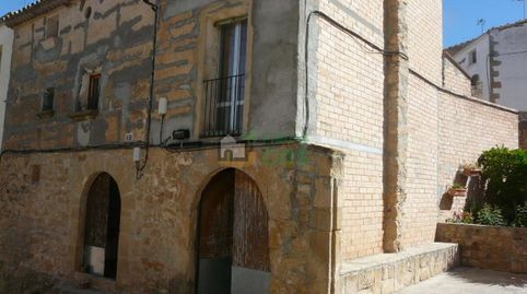 CASA PAIRAL en venta con patio en un pueblo emblemático, limpio, saludable y bonito de Les Garrigues, con un entorno verde y lleno