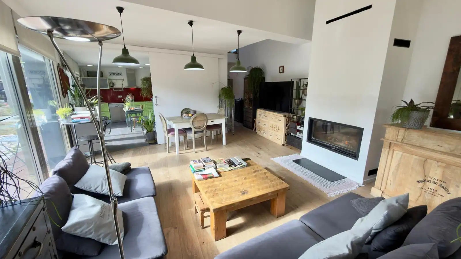 Sala d'estar de Casa o xalet en venda en Castellolí amb Calefacció, Jardí privat i Terrassa