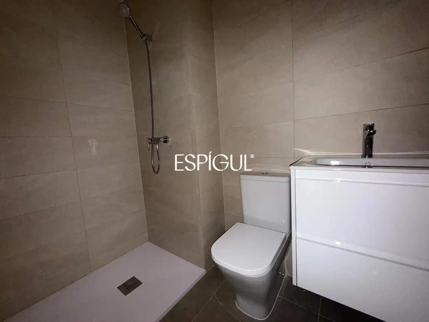 Attic for rent in Sant Narcís