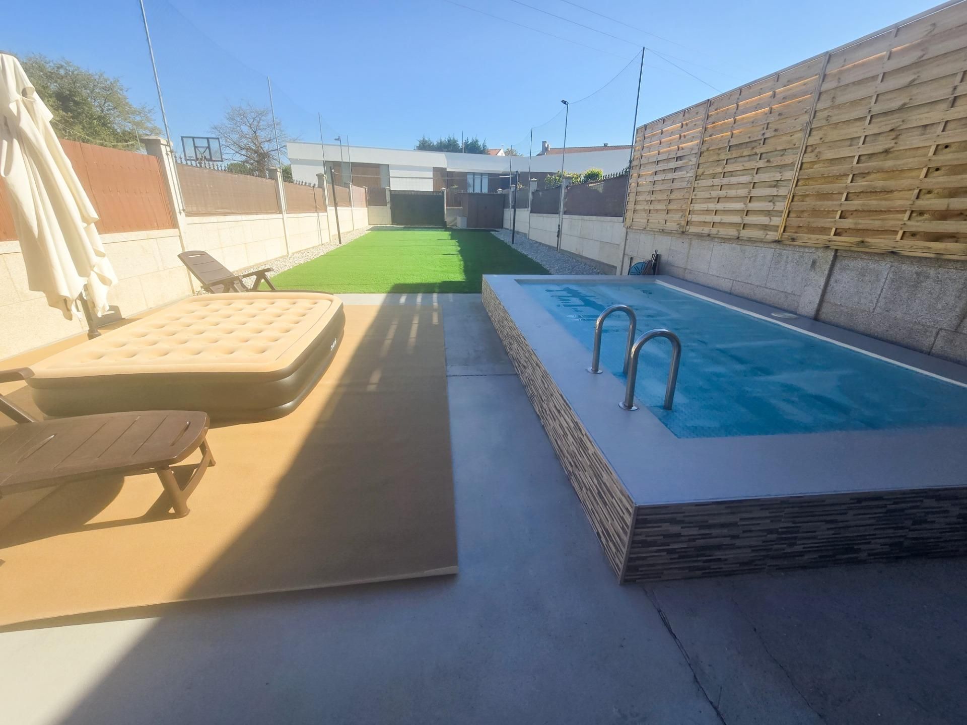 Swimming pool of Single-family semi-detached for sale in Carballo  with Heating, Private garden and Swimming Pool
