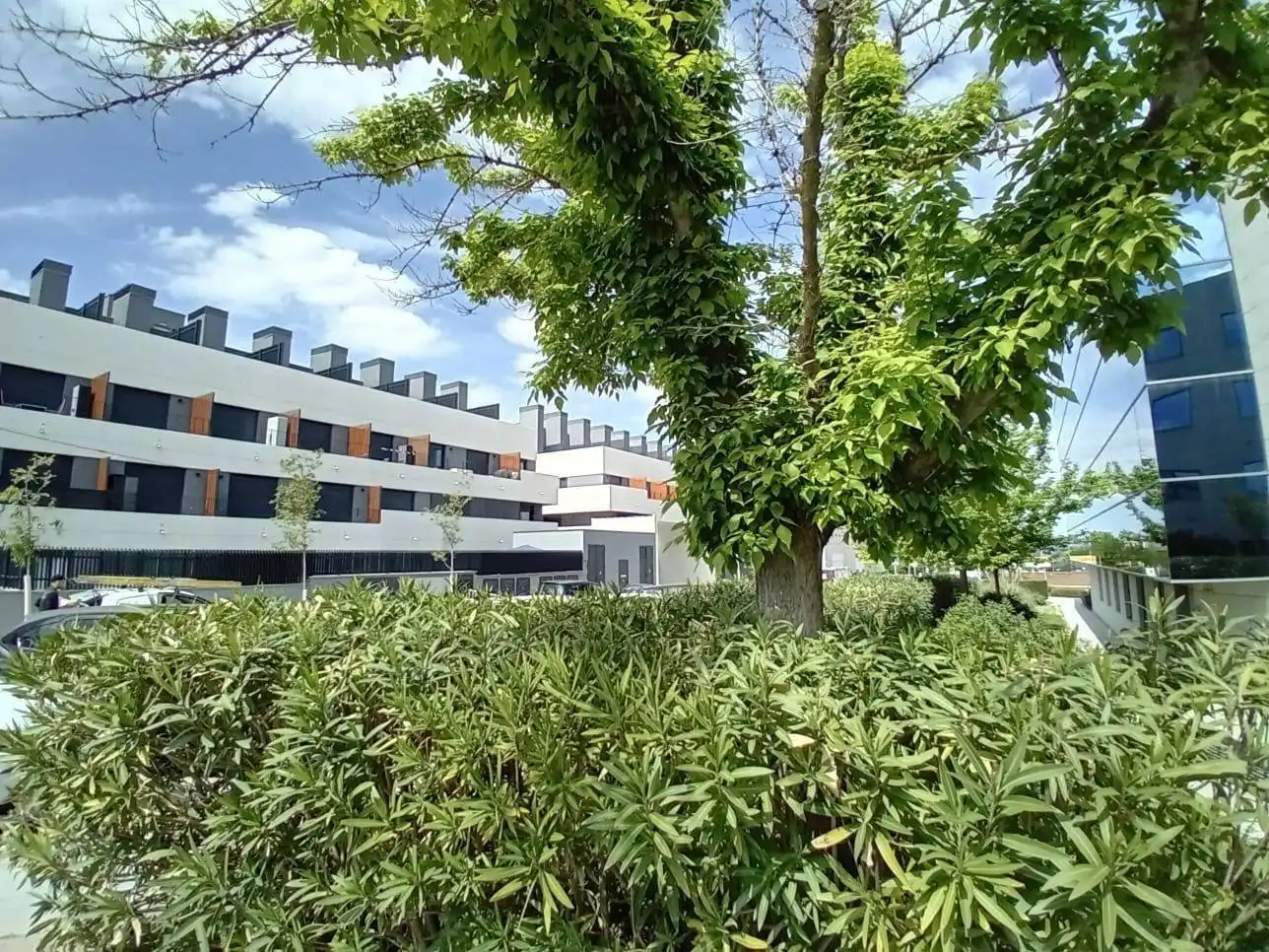 Vista exterior de Estudio en venta en San Sebastián de los Reyes con Aire acondicionado, Calefacción y Terraza