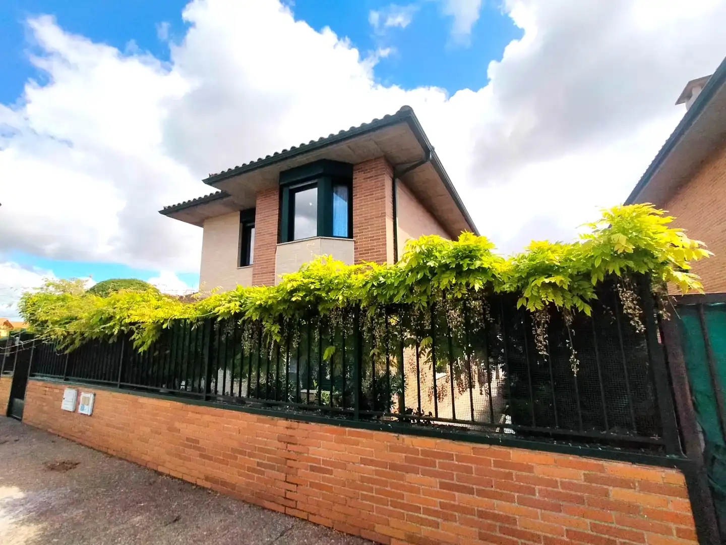 Vista exterior de Casa o chalet en venta en Ollauri con Calefacción, Jardín privado y Terraza